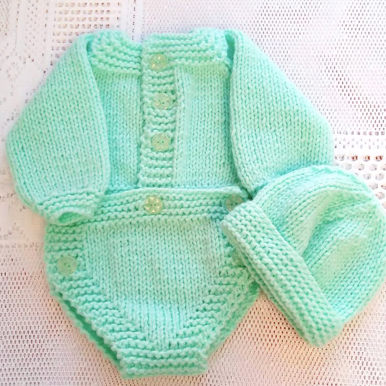 Long Sleeved Romper and Hat Set, Baby Shower Gift, Premature Sizes Available 