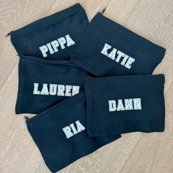 Personalised Bridesmaid Makeup Bag – Custom Name Cosmetic Pouch