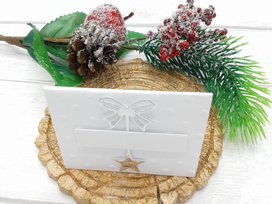 Christmas place settings. Set of 10 luxury Christmas place cards. White & silver