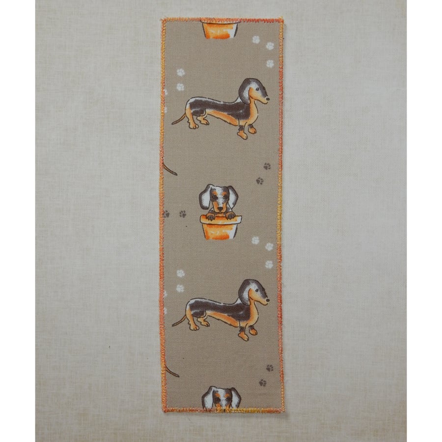 Bookmark cute dachshunds