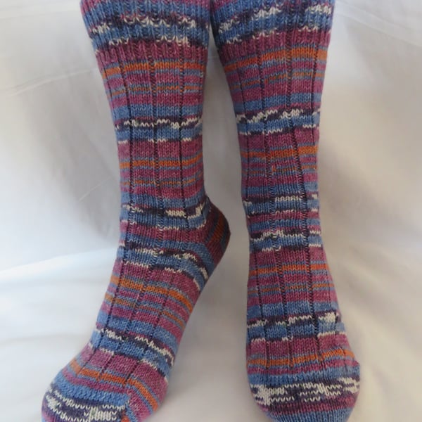 Hand-cranked Knitted Ribbed Wool Socks Size 6 to 7