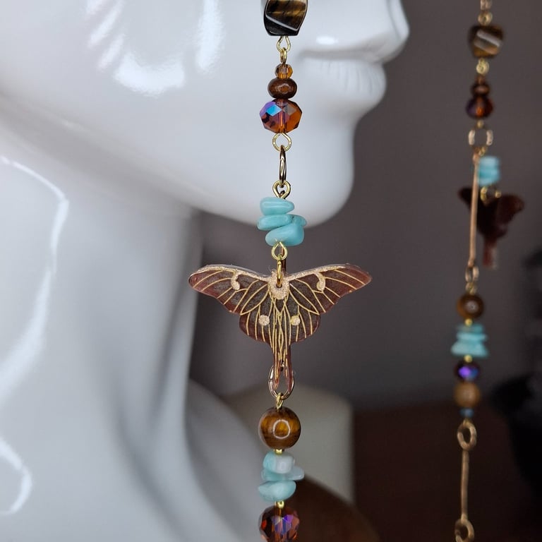 Glasses chain - Luna Moth Gemstone Glasses Accessory