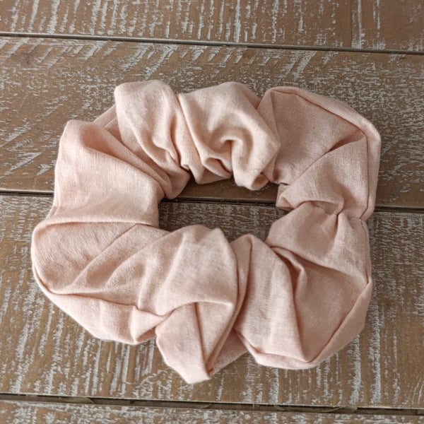 Nude scrunchie 