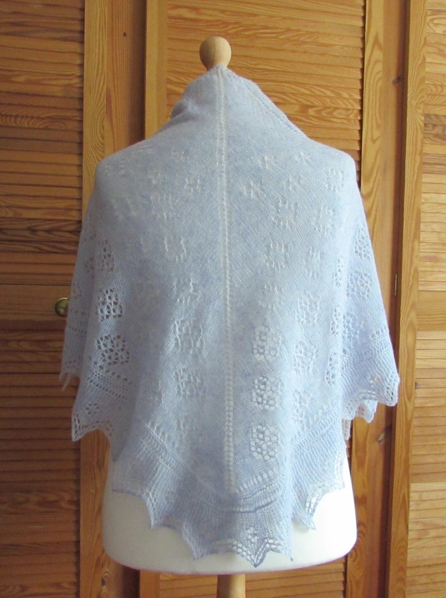 Hand knitted blue 2ply lace Shetland shawl 30" x 57"