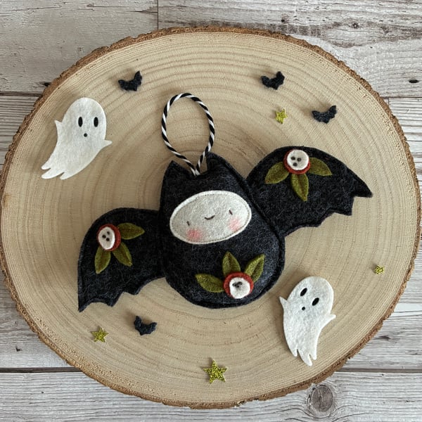 Halloween Bat,  Autumn Decoration, Bat Decoration, Felt Decoration, Bat