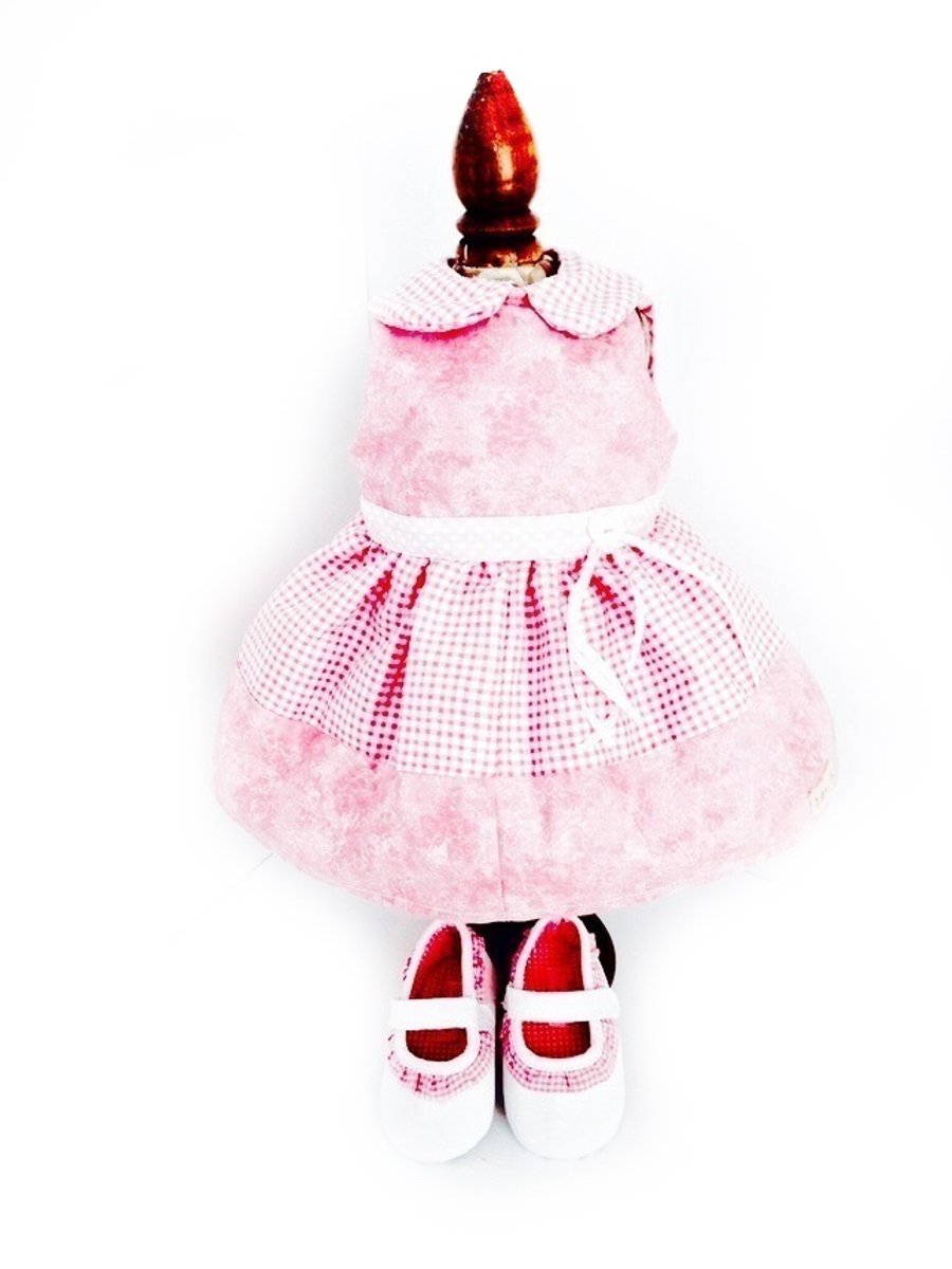 Reduced - Pink gingham dress and matching shoes - 50cm doll