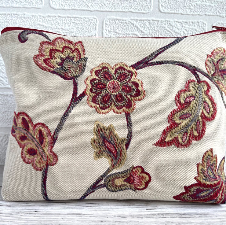 Stowaway - Toiletry Bag Garden Floral main image 0