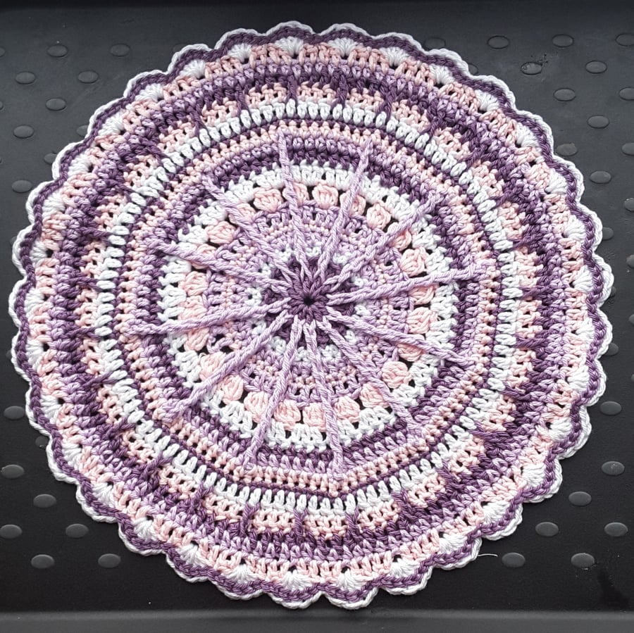 Crochet table centre.  Large crochet mandala. Crochet doily. Crochet mat.