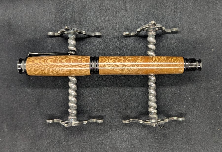 Speckled London Plane Fountain Pen