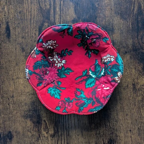 Handmade Floral Textile Bowl – Water-Resistant Red Fabric Trinket Dish