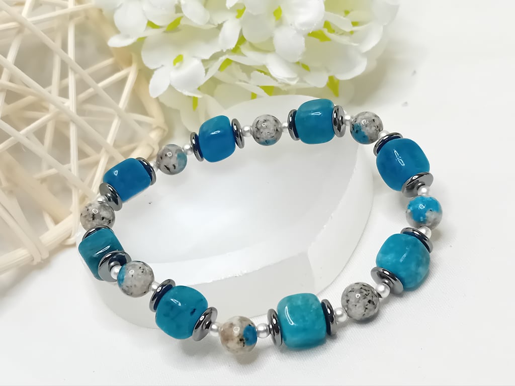 K2 with Apatite and Hematite