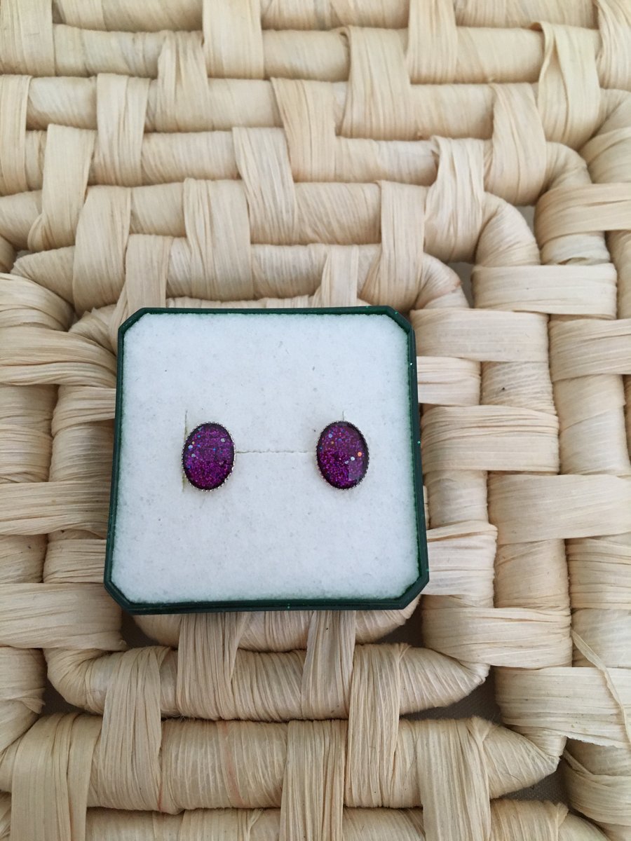 Dainty Mulberry Pink Oval Stud Earrings