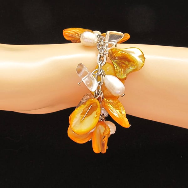 Bracelet: Yellow Mother of Pearl & White Potato Pearl Bracelet 