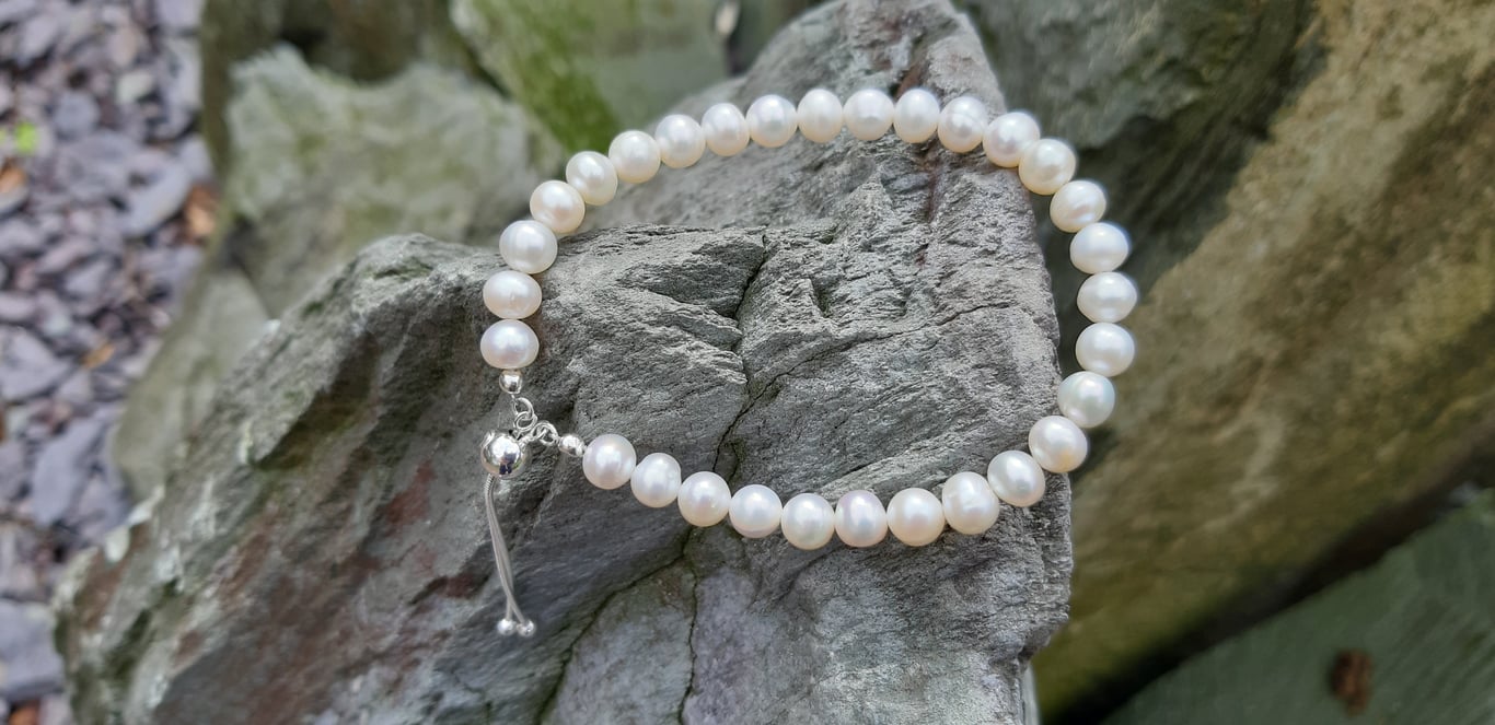 White Cultured Pearl and Sterling Silver Slider Bracelet