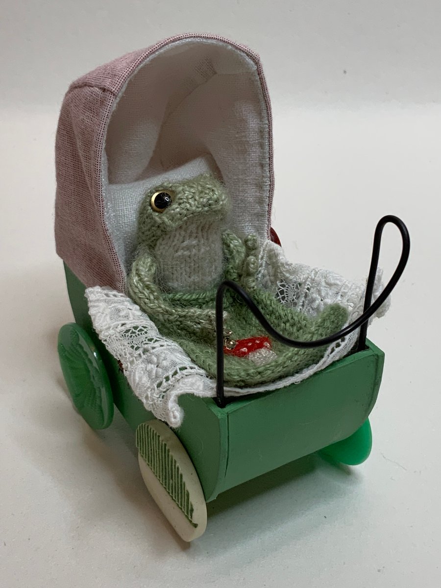 Tiny Hand Knitted Frog (Dot Pebbles Pattern) in Handmade Pram