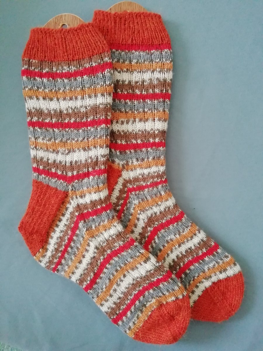 Socks, Hand Knitted, Adult LARGE size 9-11 Robin 