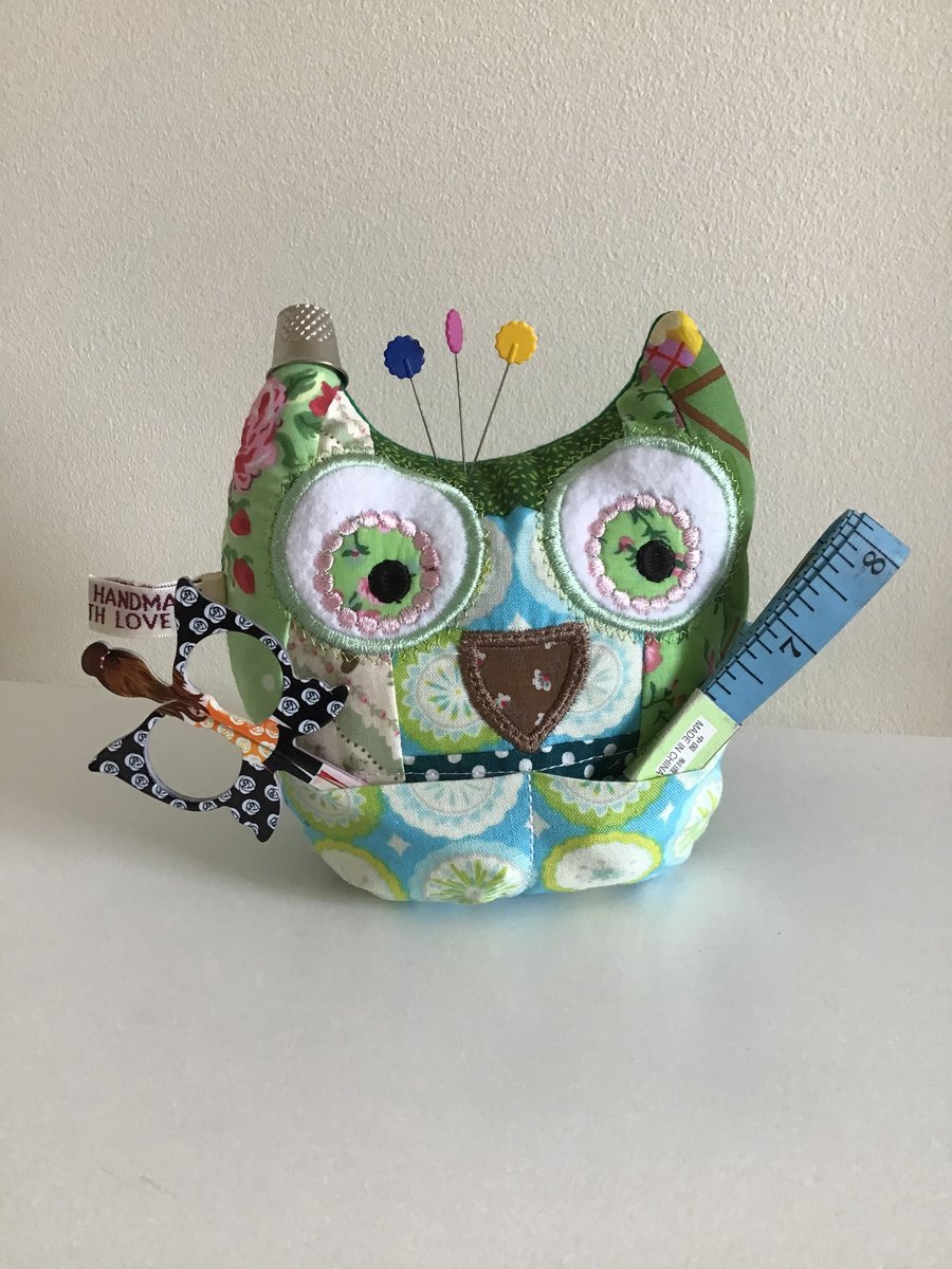 Owl pincushion and storage caddy in green. Reduced.