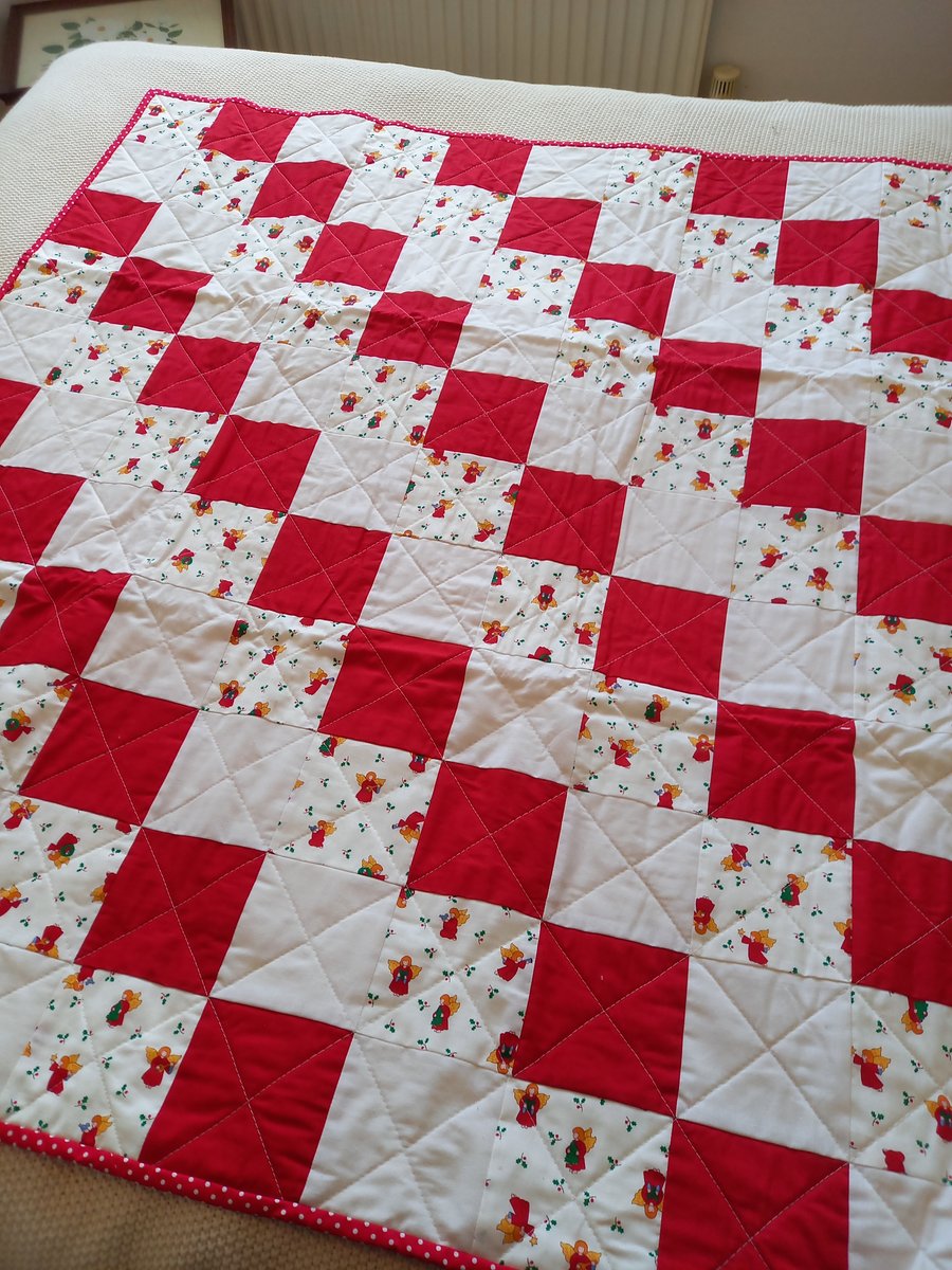 Xmas patchwork baby quilt