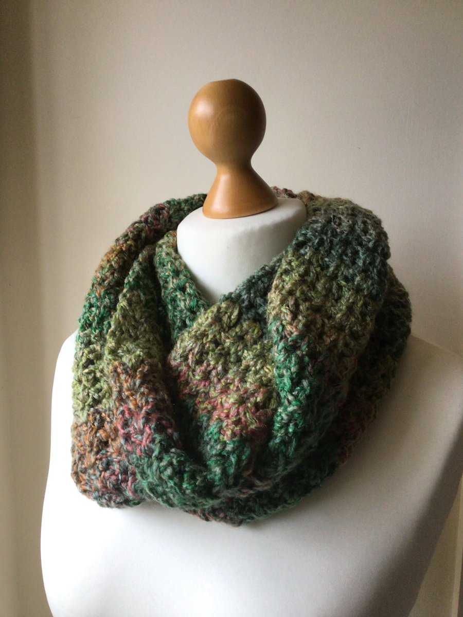 Chunky acrylic infinity scarf in shades of green