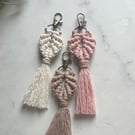 Macrame Seashell Shaped Keyring 