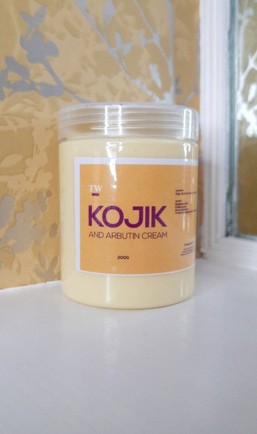 Kojic & Arbutin Spot Fade Cream 