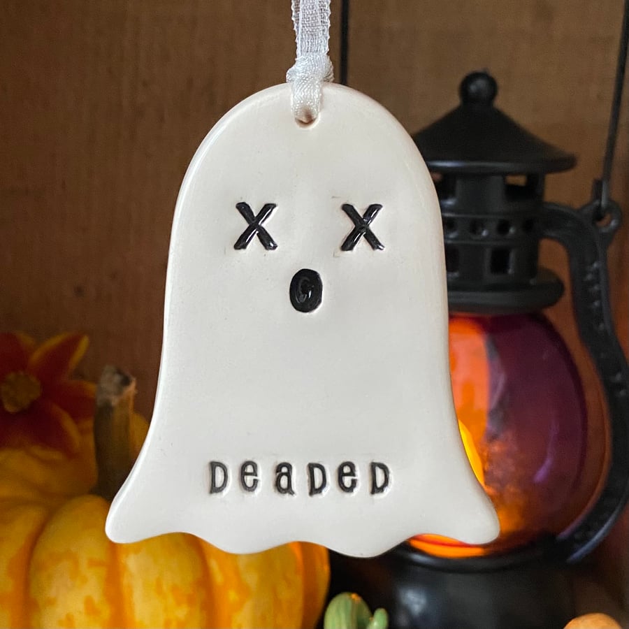 Ceramic scary ghost decoration Deaded
