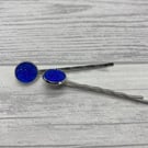 Sparkly blue Kirby grips Bobby pins