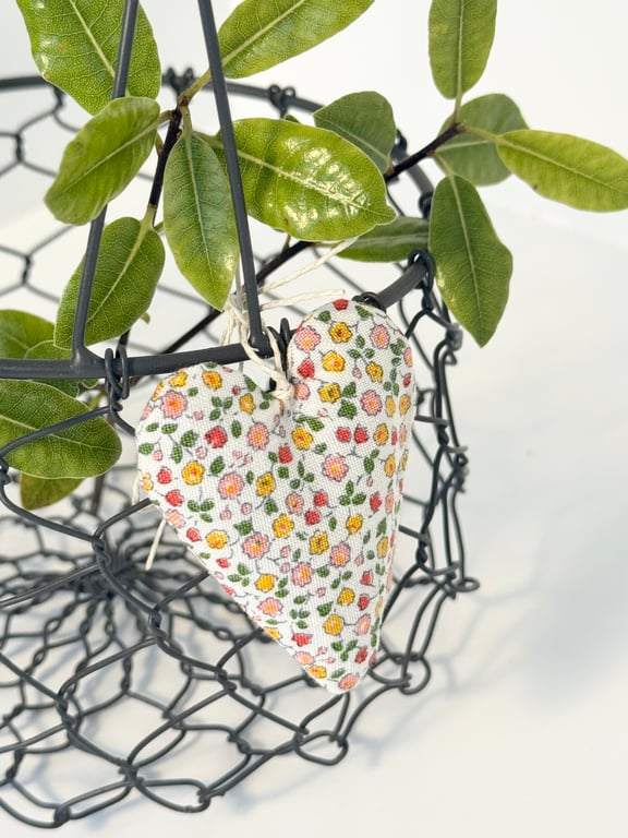 LIBERTY PRINT FLORAL MINI HEART - meadow flowers