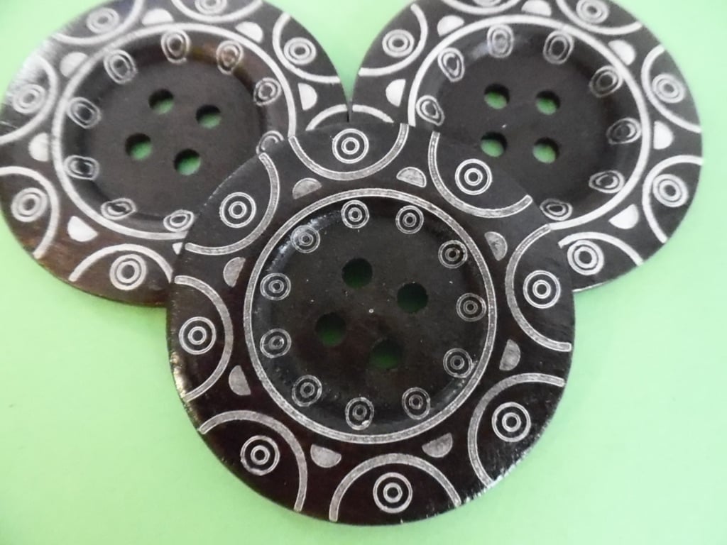 6cm Raised Edge  Dark Brown Patterned Large Wood  Buttons AZTEC pattern