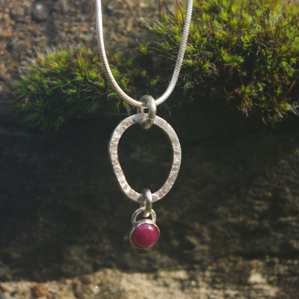 Textured Circle Silver Pendant with Ruby Drop