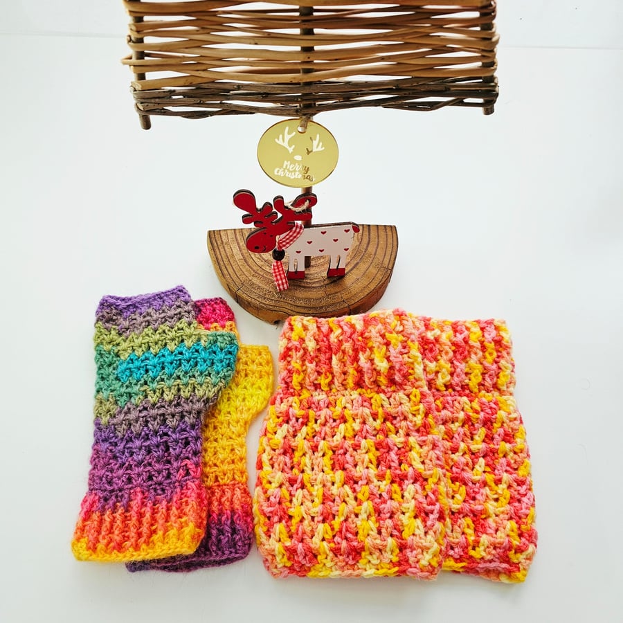 Gift Set - Rainbow Dash Hiking Mitts & Boot Cuffs