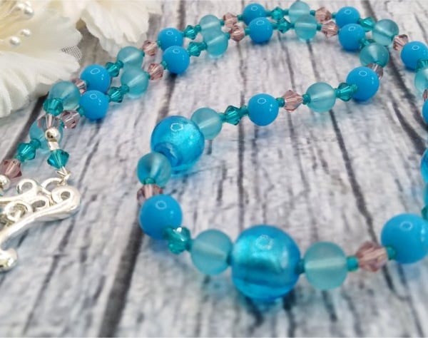Shades of blue necklace
