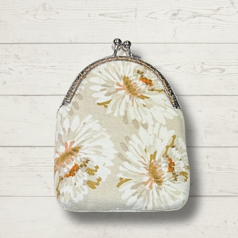 Coin Purse, Cream Pattern, Clip Frame Purse, Christmas Gift