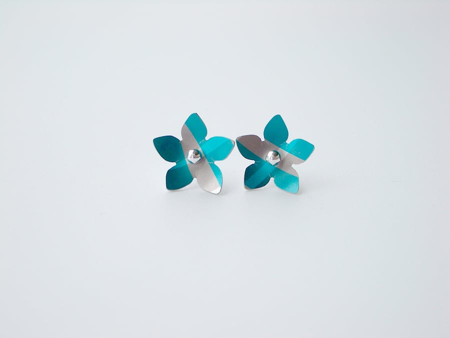 Flower earrings studs  in blue and grey