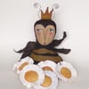 Primitive Queen Bee