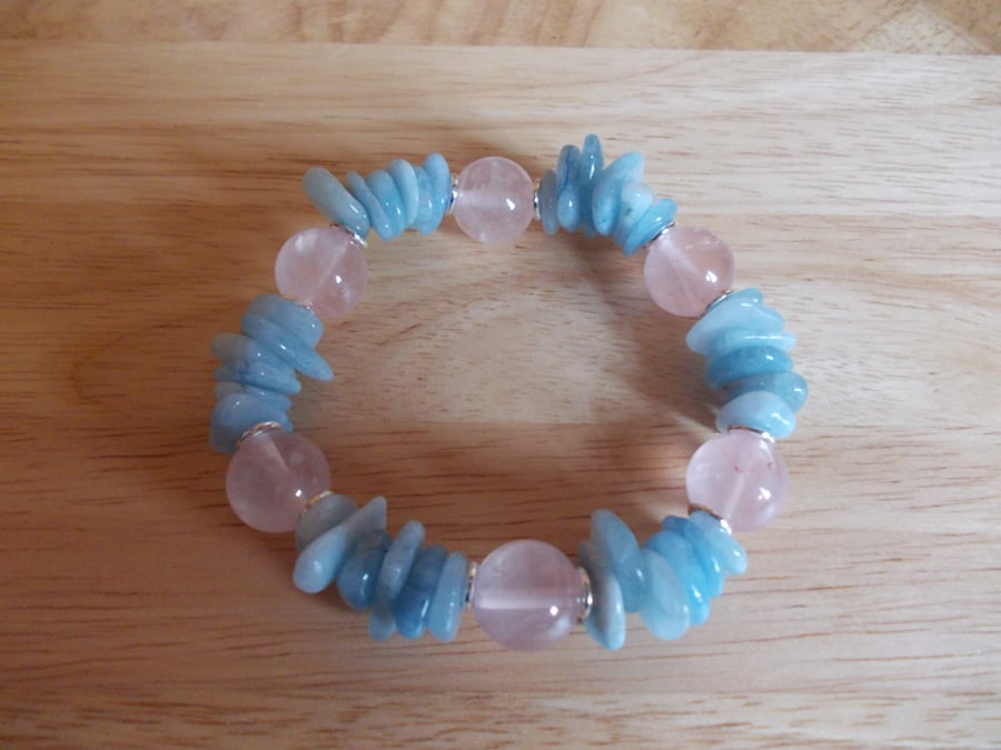 Rose quartz and aquamarine elasticated bracelet