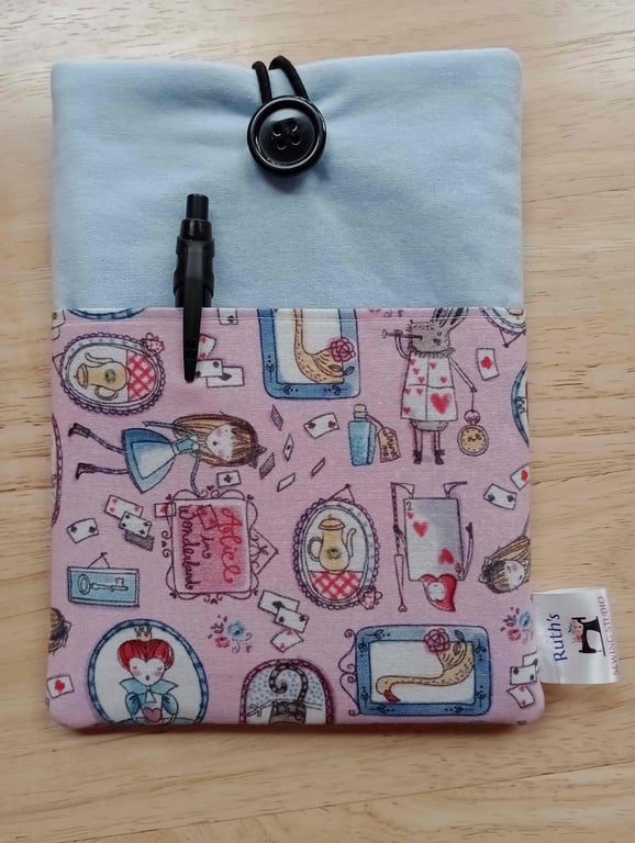 Alice in Wonderland padded fabric Kindle case