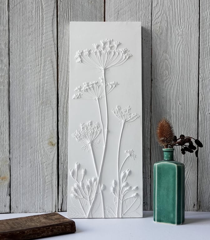 Queen Anne's Lace Plaster Cast Wall Plaque