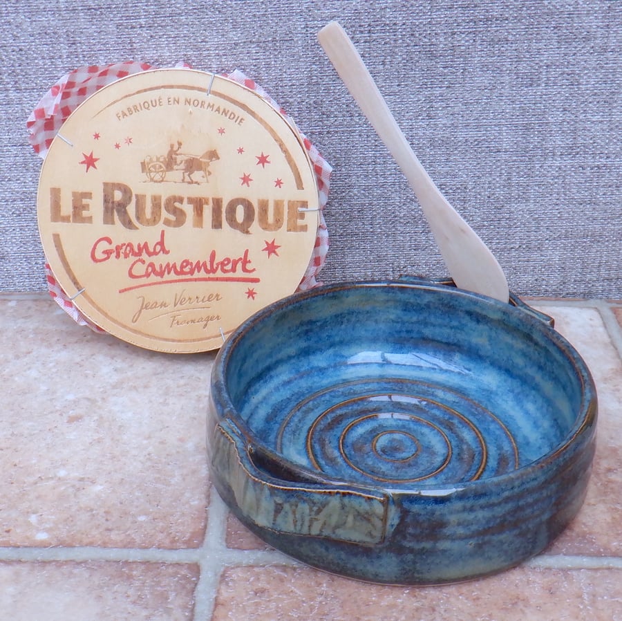 Camembert or brie baking serving dish in stonew... Folksy