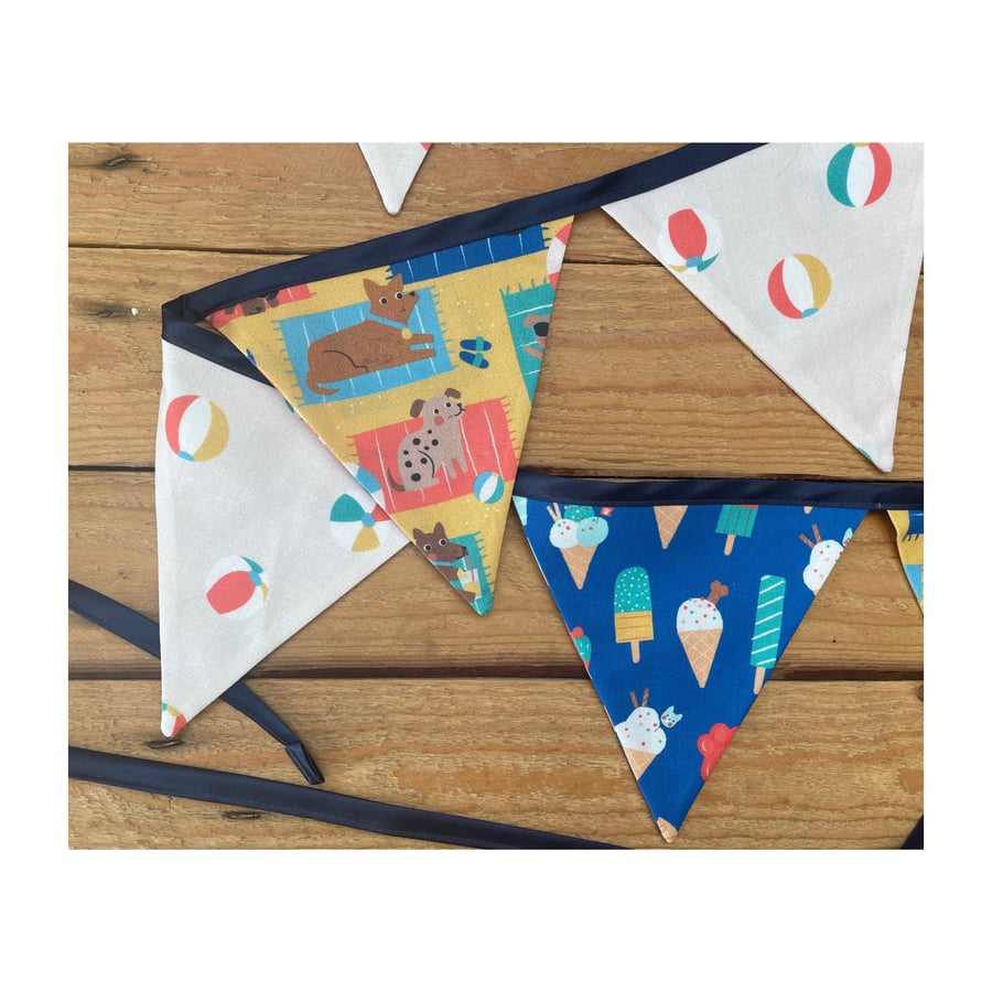Doggie Pool Party Bunting - small