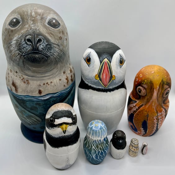 Sea and shore, grey seal and friends animal nesting dolls