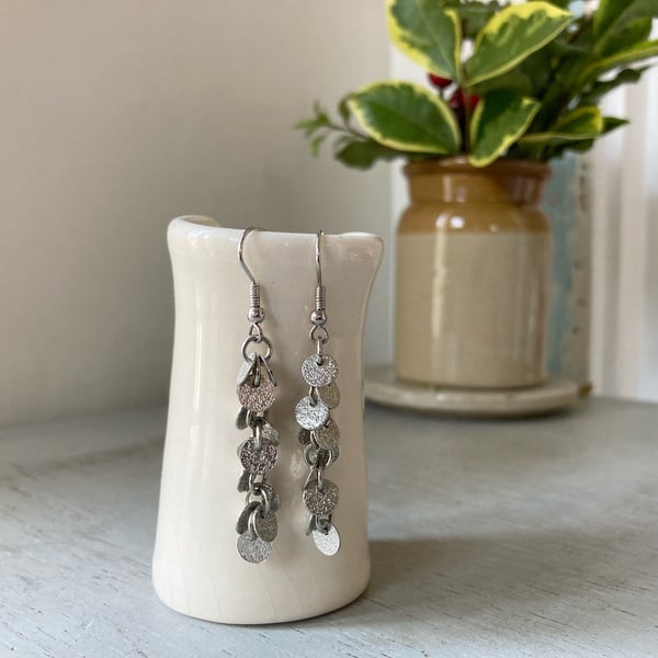 Silver sparkle earrings, vintage chain, party earrings