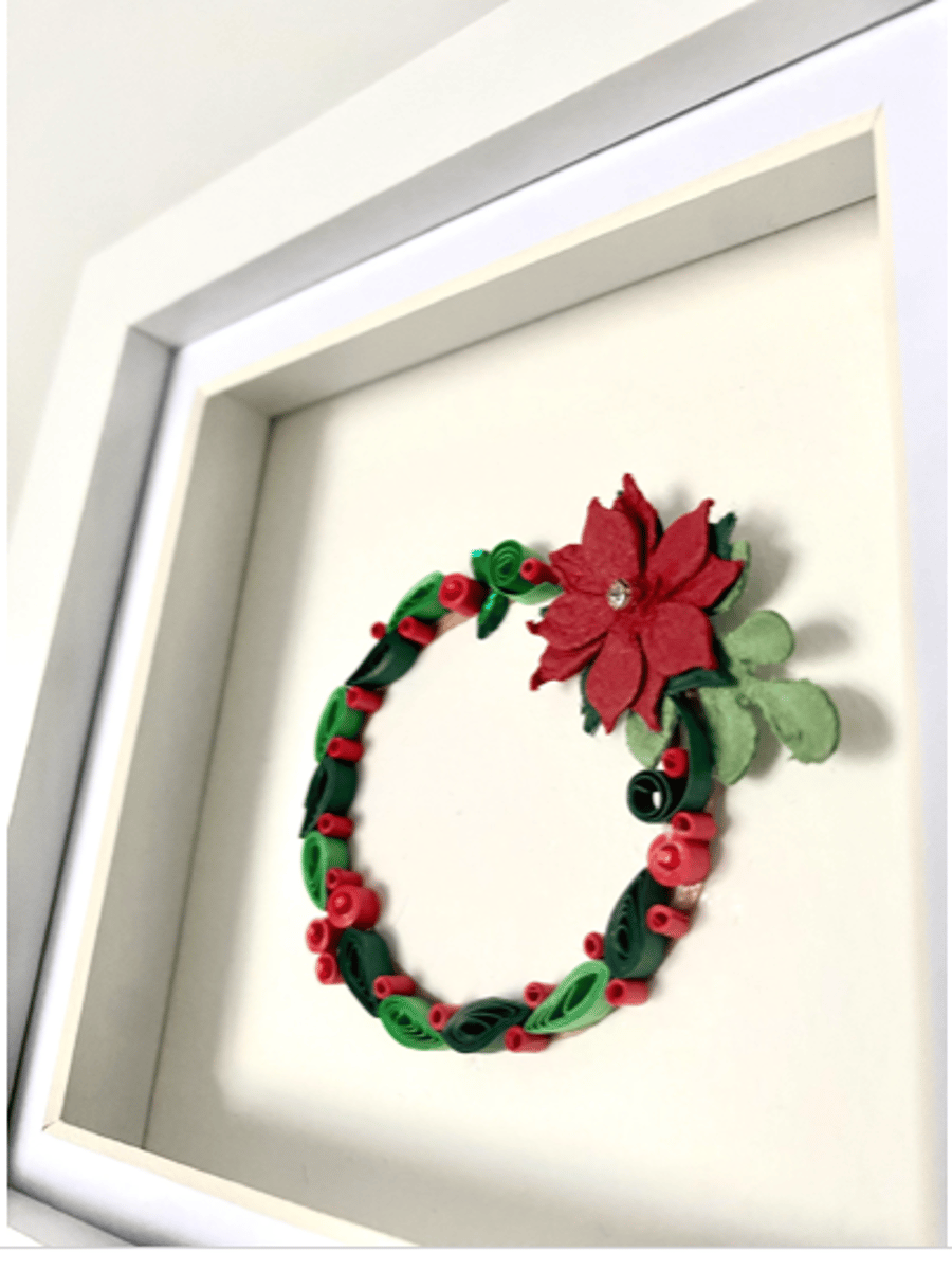 Paper Quilling Christmas Wreath in Frame