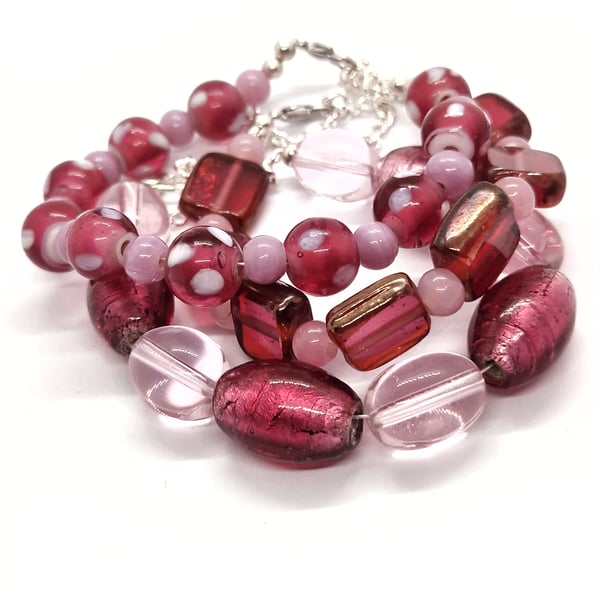 Chunky pink and white glass beads bracelet trio set