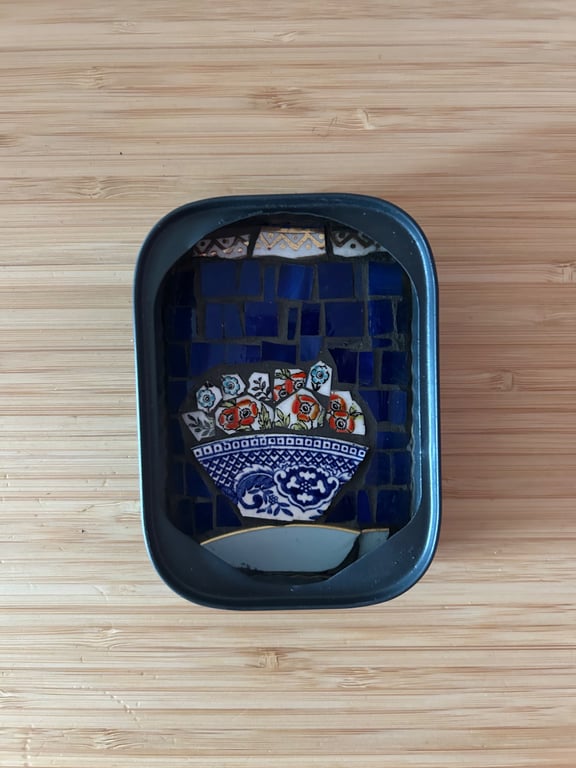 Mini mosaics in sardine tin