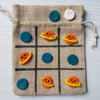 Retro Space themed tic tac toe CHOOSE YOUR PLAYING PIECES