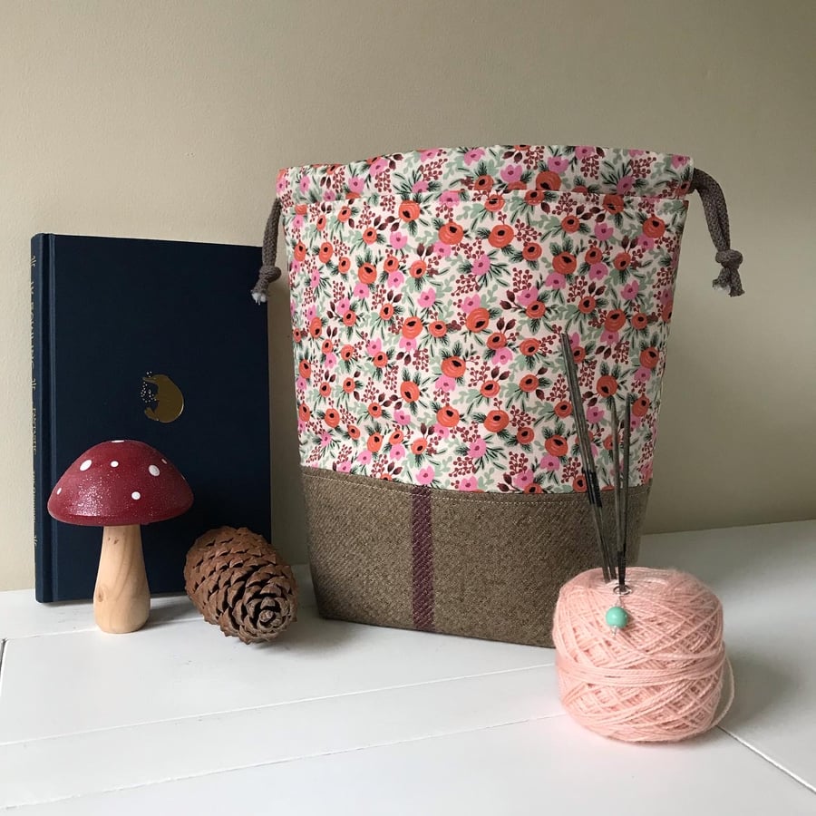 Pink floral tweed bag
