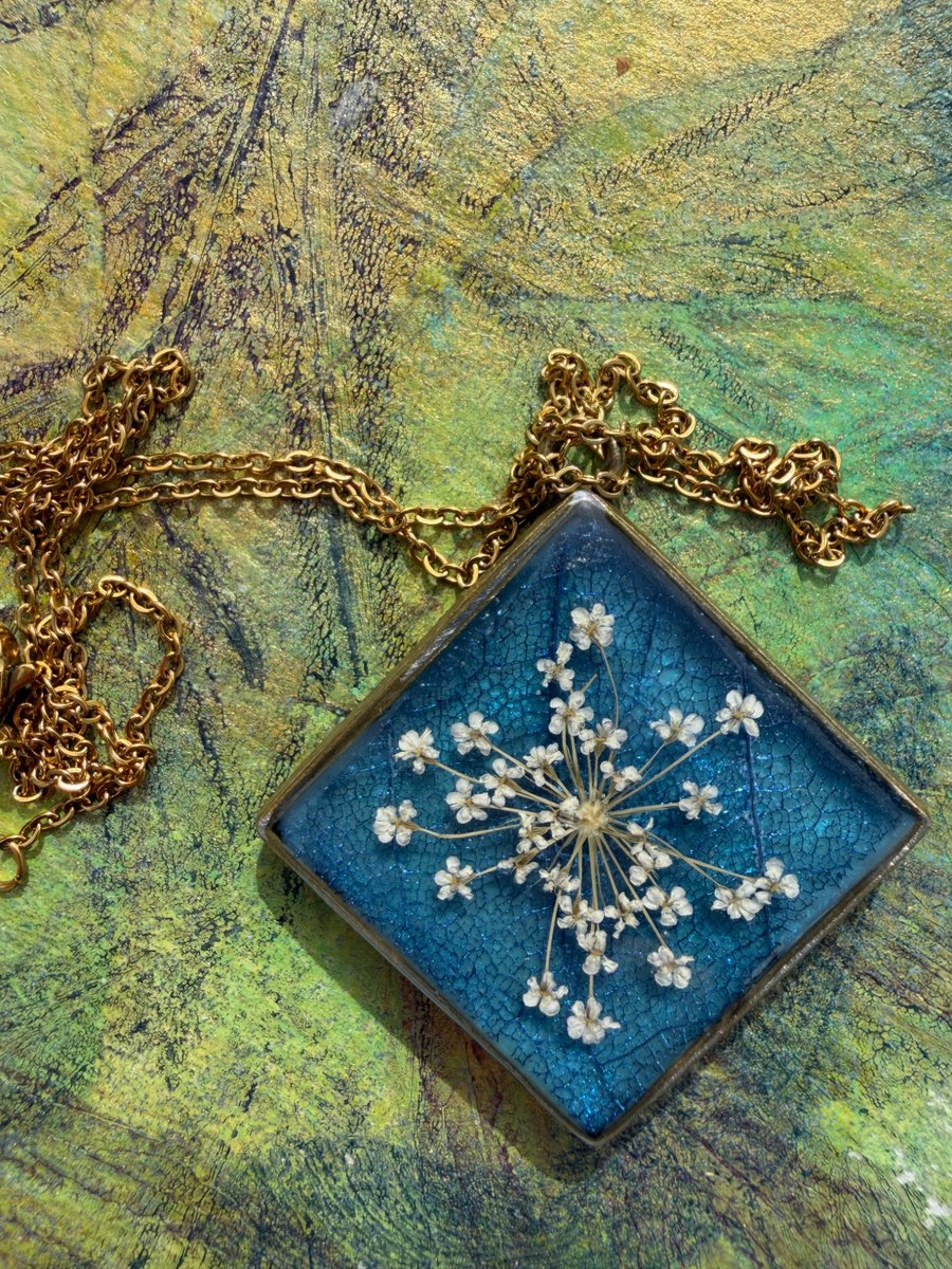 Real flower and leaf Pendant in blue 