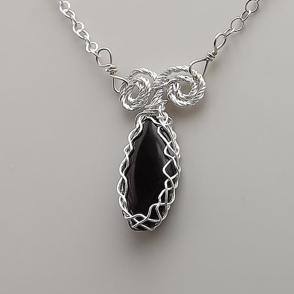 Whitby jet gemstone pendant necklace handmade in 925 sterling silver jewellery