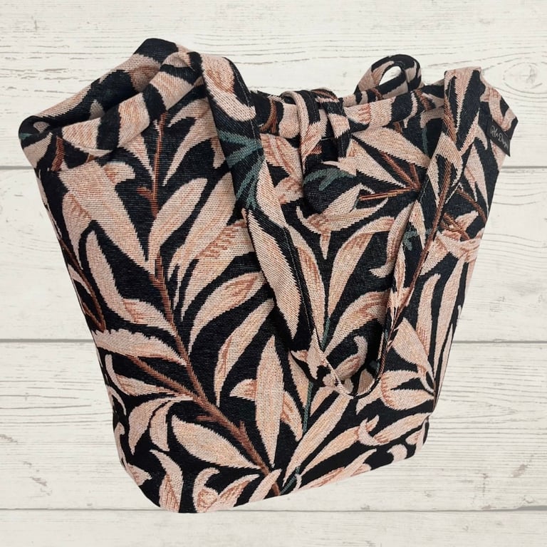 Bucket bag green with Lillies 